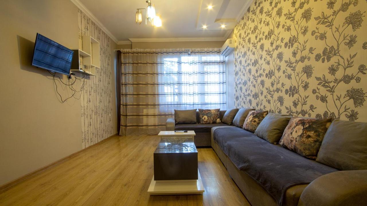 Home Apartments Tbilissi Extérieur photo