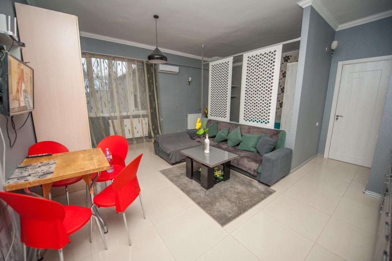 Home Apartments Tbilissi Extérieur photo